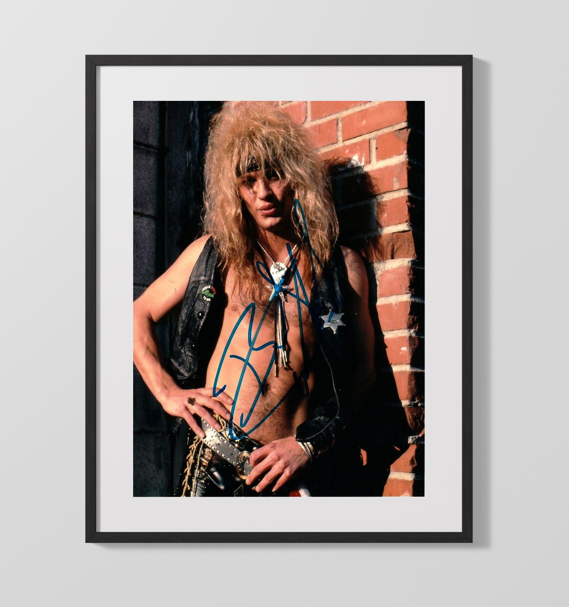 Bret Michaels - Poison Bandana Brick Wall Portrait Music Wall Art 16x20 Gallery Frame wall art print – Music decor