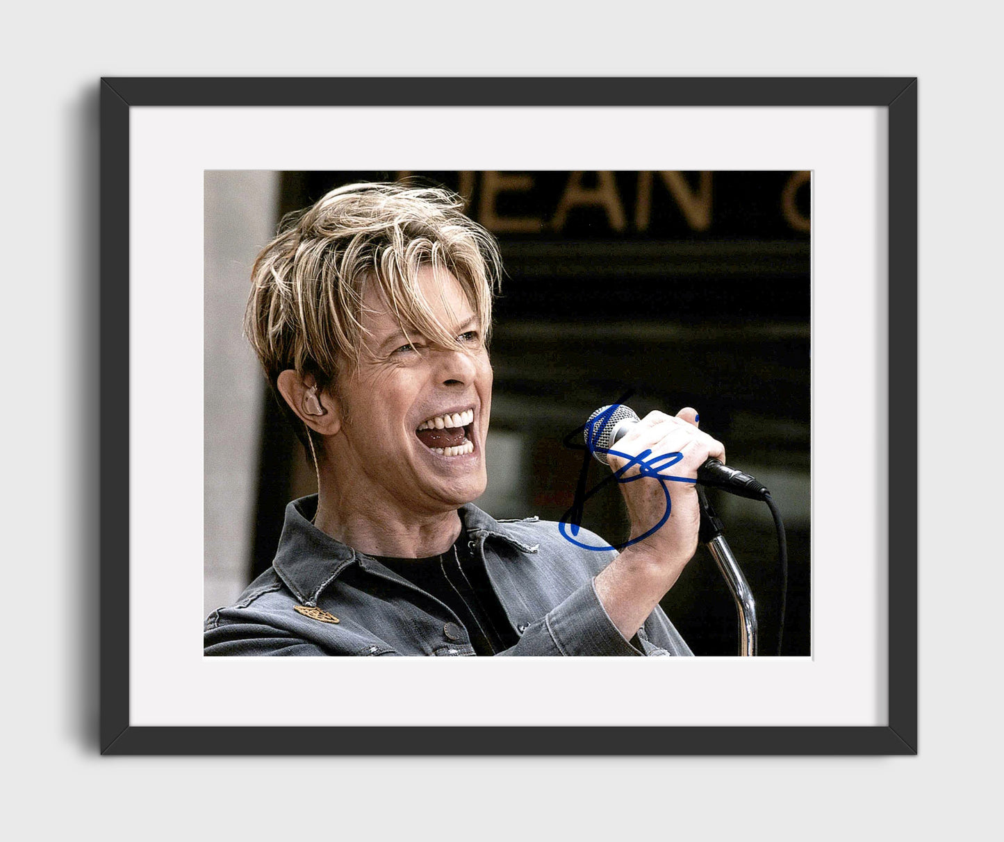 David Bowie - Starman Stage Presence - Vintage Music Wall Art - 16x20 Gallery Frame music decor