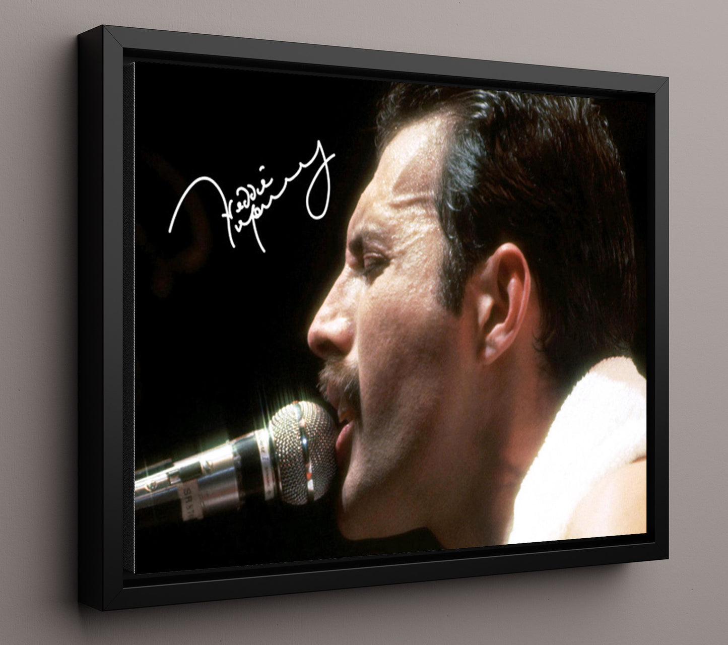 Freddie Mercury - Queen Frontman Power - Vintage Music Wall Art - 16x20 Framed Canvas music decor