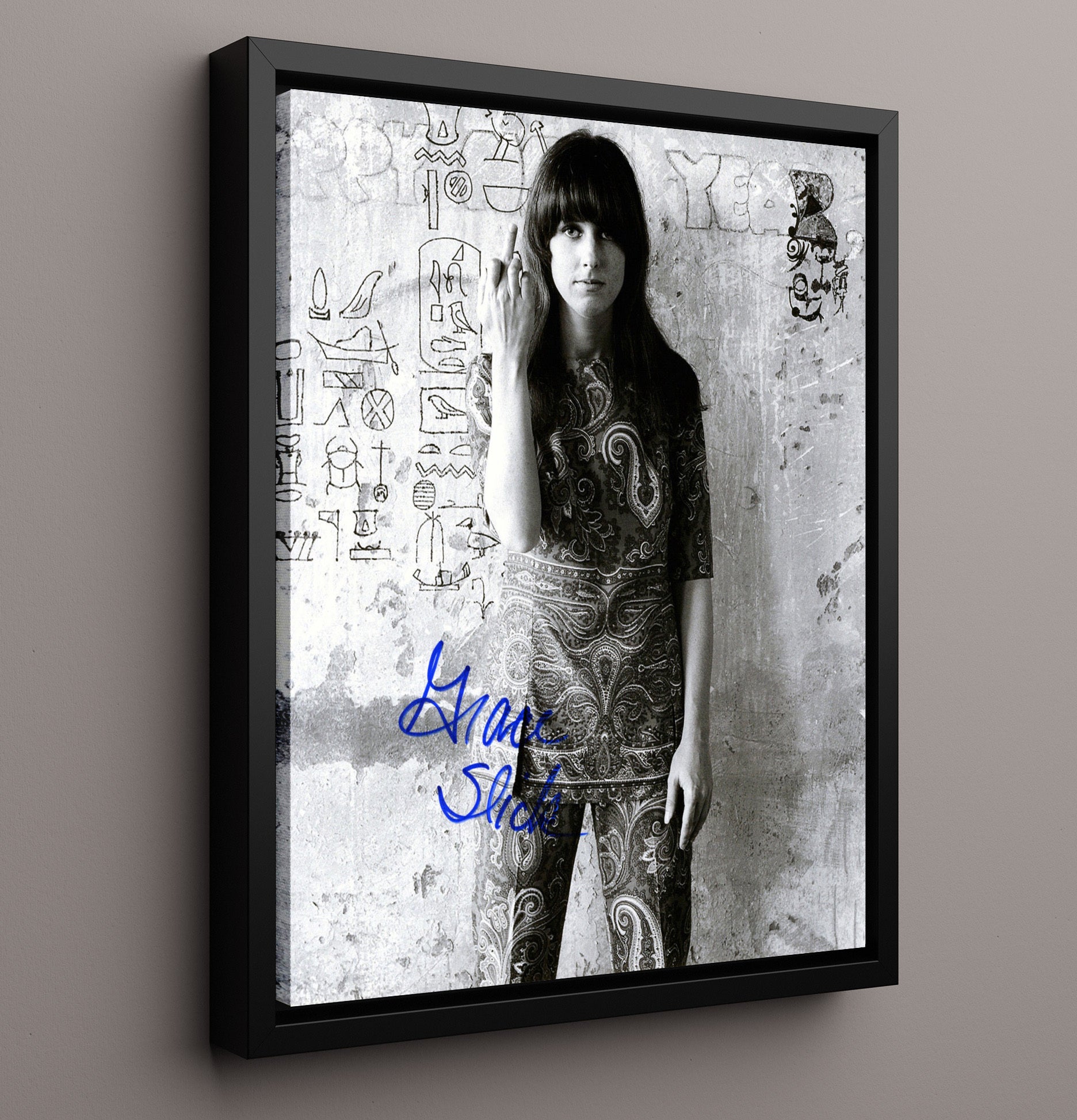 Jefferson Airplane - Grace Slick Paisley Outfit Portrait Music Wall Art 16x20 Framed Canvas wall art print – Music decor
