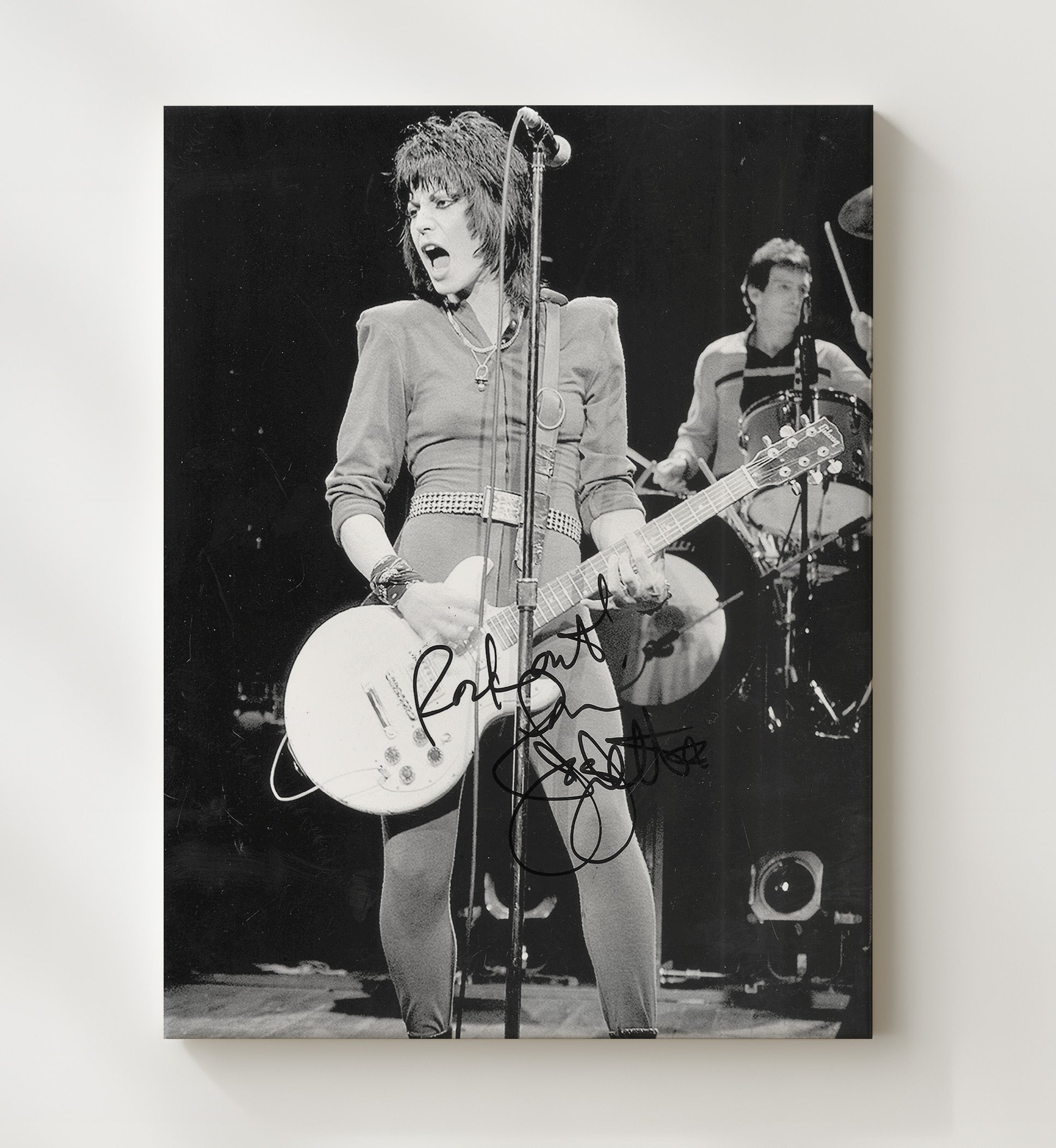 Joan Jett - Live Stage Guitar Performance Black And White - Vintage Music Wall Art - 20x24 Canvas music decor