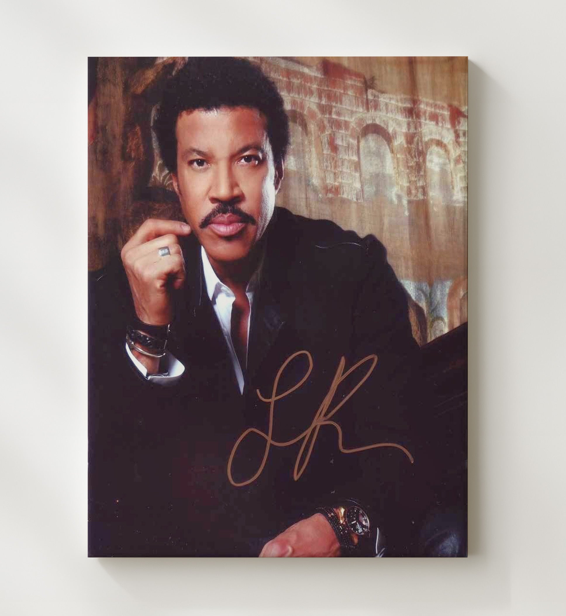 Lionel Richie - Studio Portrait With Hand Under Chin - Vintage Music Wall Art - 20x24 Canvas music decor