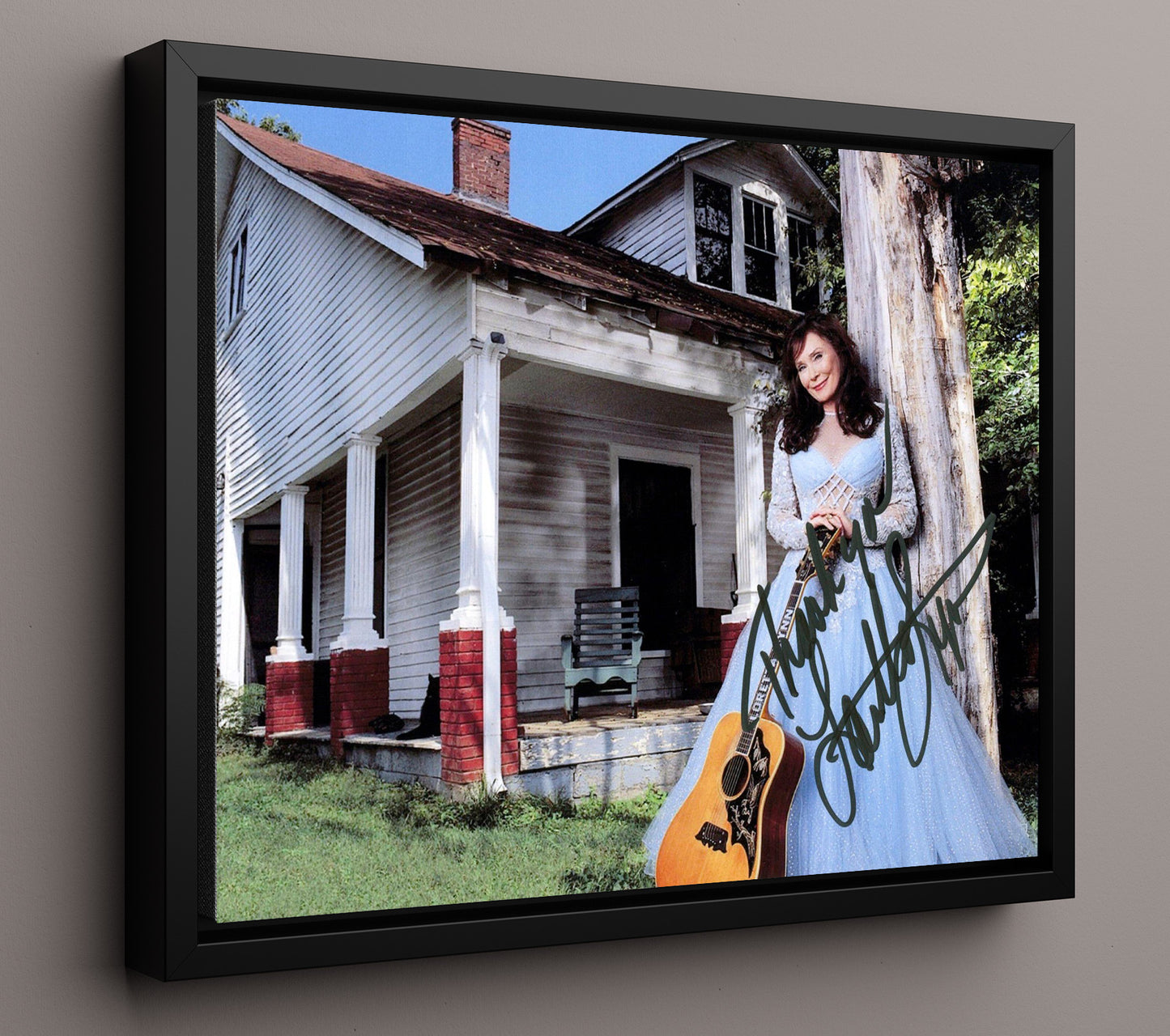 Loretta Lynn - Country Roots Icon Portrait - Vintage Music Wall Art - 16x20 Framed Canvas music decor