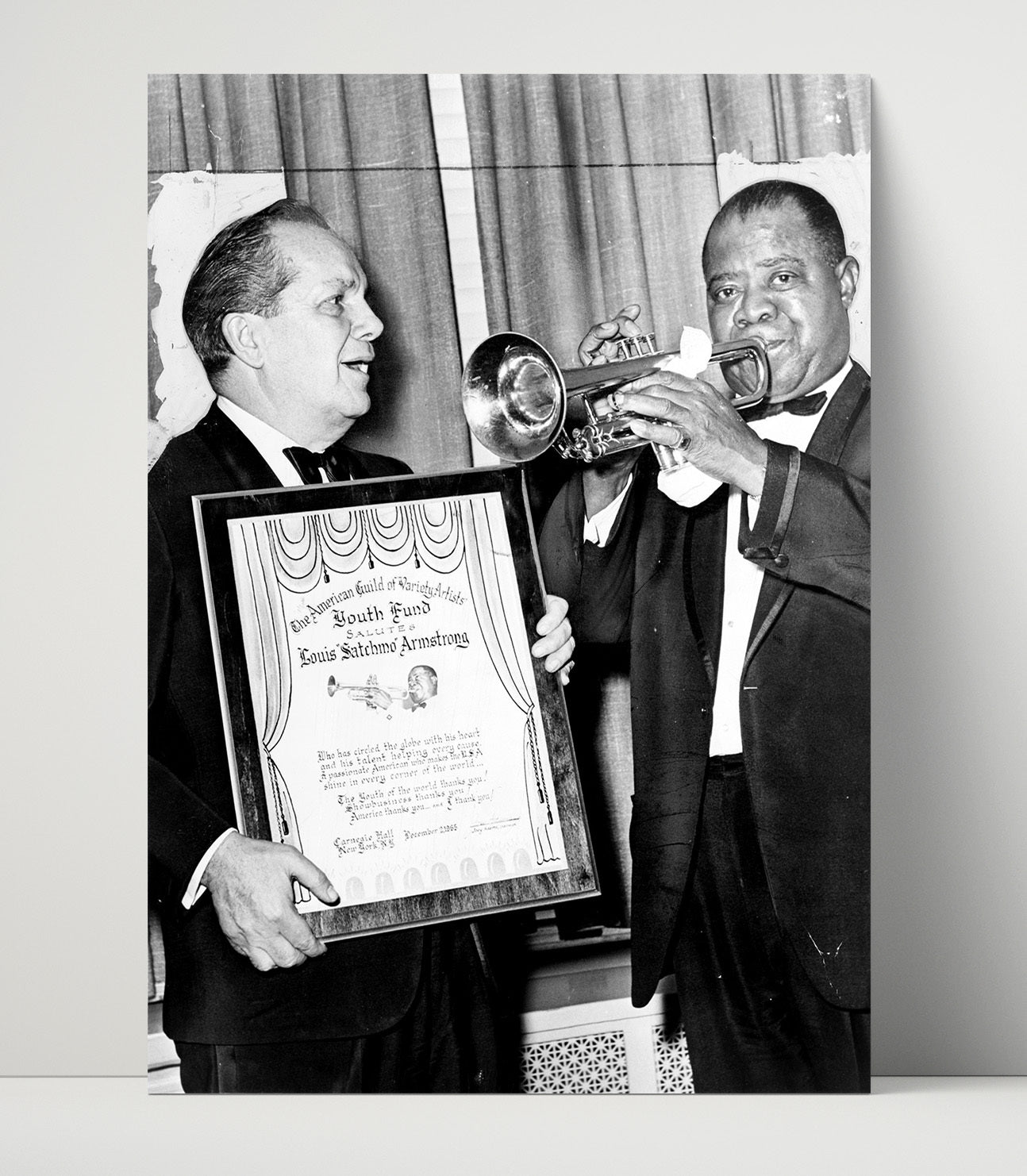 Louis Armstrong - Honored with a Blast Music Wall Art 16x20 Unframed Print wall art print – Music decor