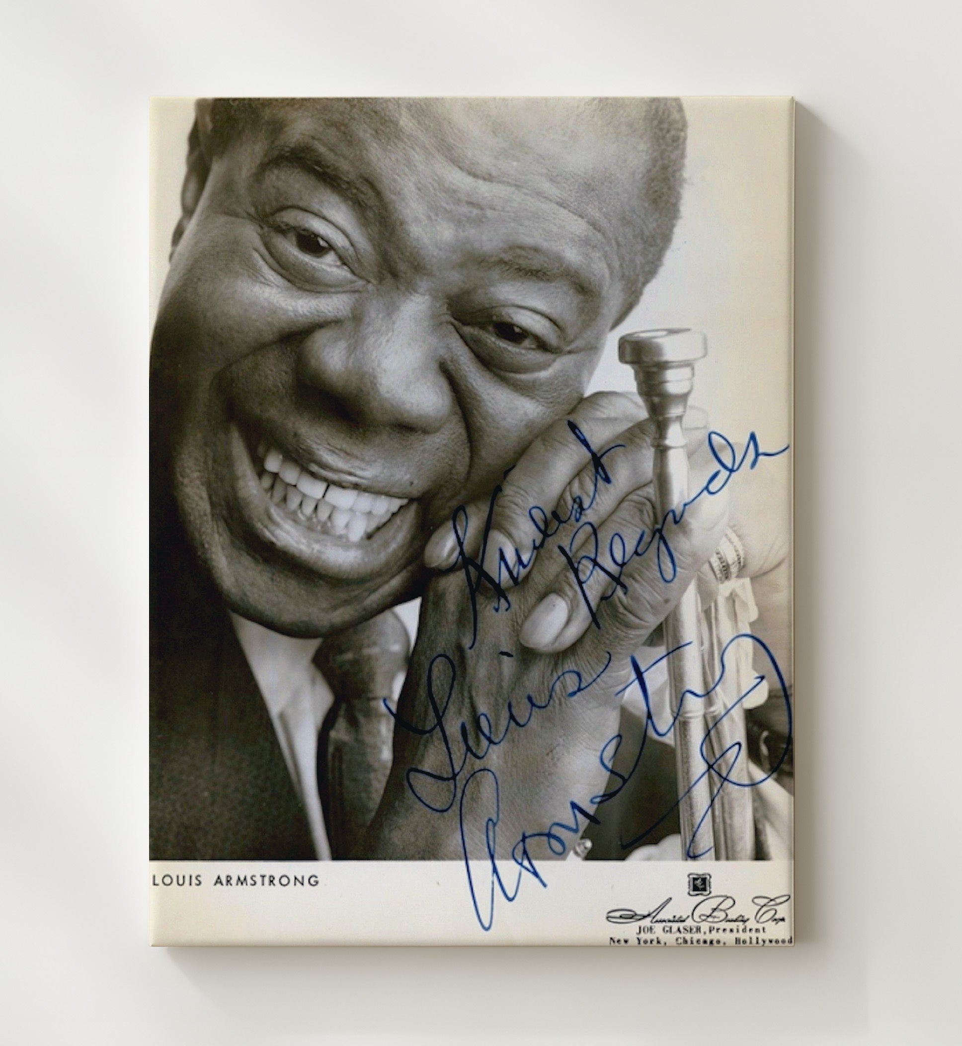 Louis Armstrong - Smiling With Trumpet Close Portrait Black And White - Vintage Music Wall Art - 20x24 Canvas music decor