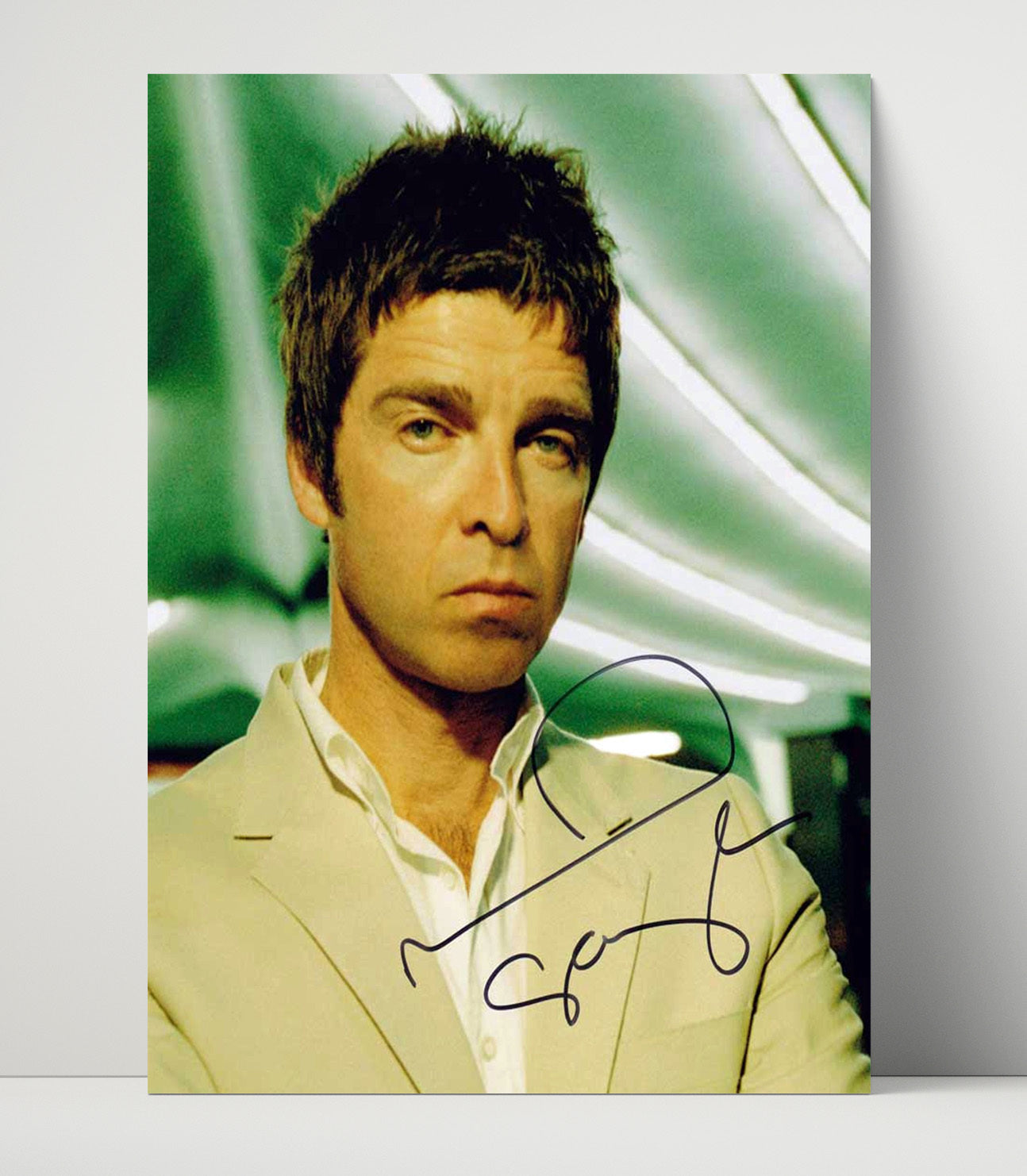 Oasis - Noel Gallagher Green-Lit Studio Image Music Wall Art 16x20 Unframed Print wall art print – Music decor