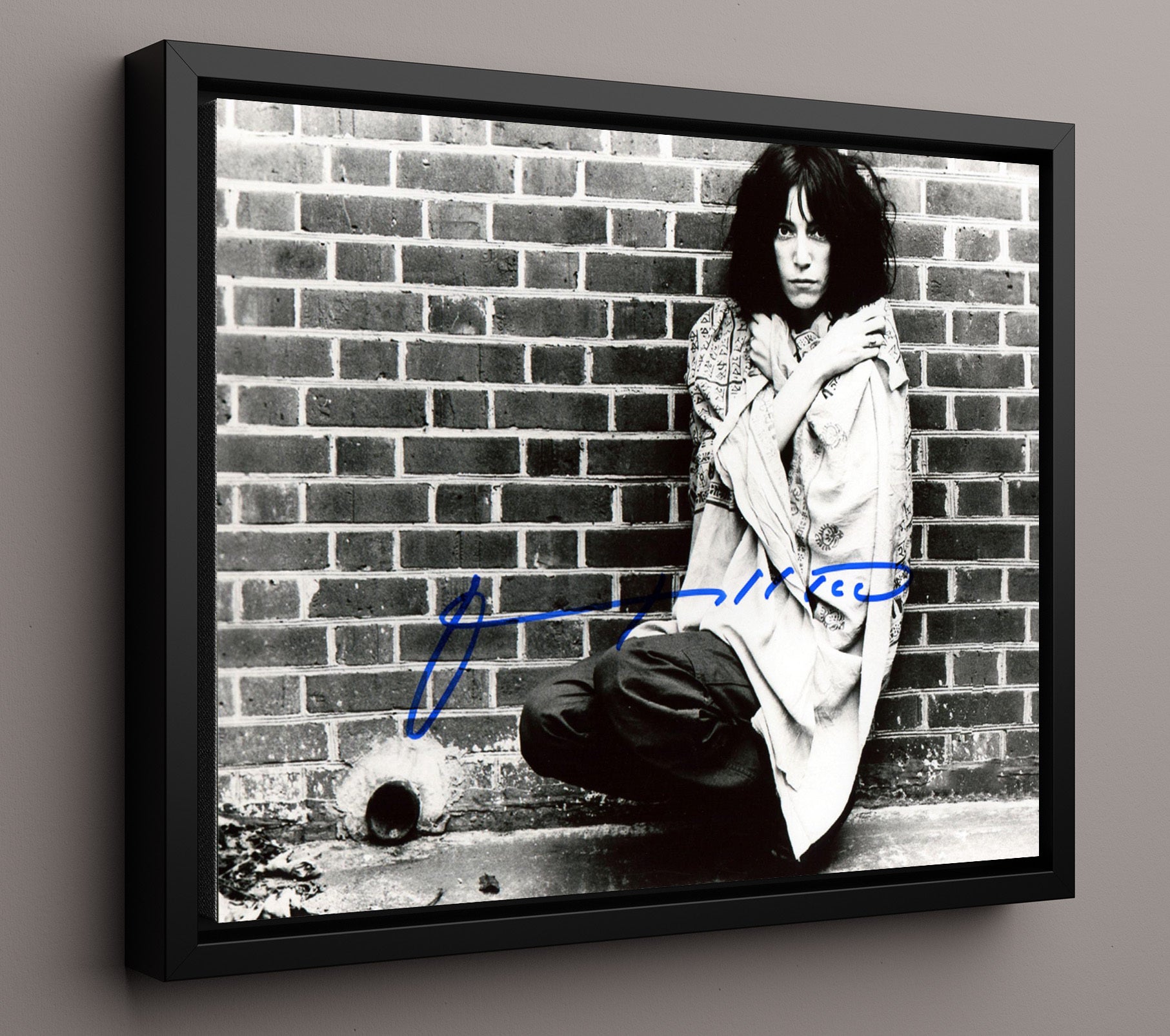 Patti Smith - Moody Black and White Brick Wall Portrait - Vintage Music Wall Art - 16x20 Framed Canvas music decor