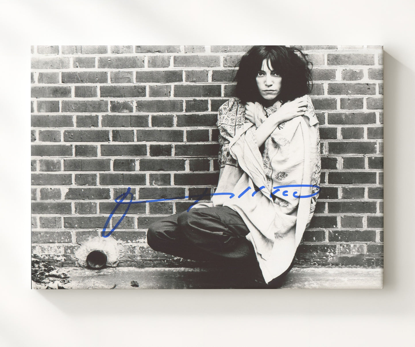 Patti Smith - Moody Black and White Brick Wall Portrait - Vintage Music Wall Art - 20x24 Canvas music decor