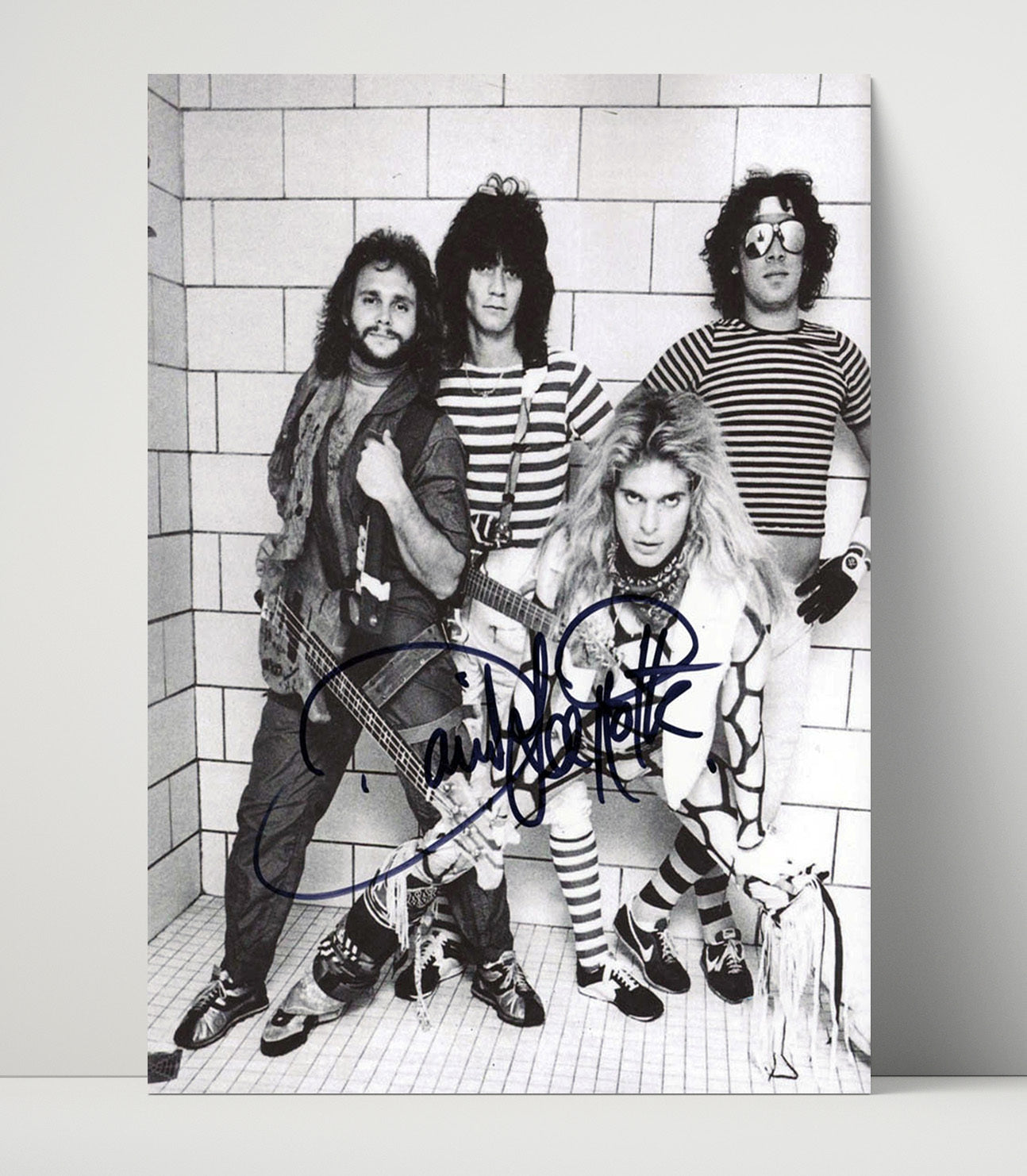 Van Halen - David Lee Roth with Band Early Promo Music Wall Art 16x20 Unframed Print wall art print – Music decor
