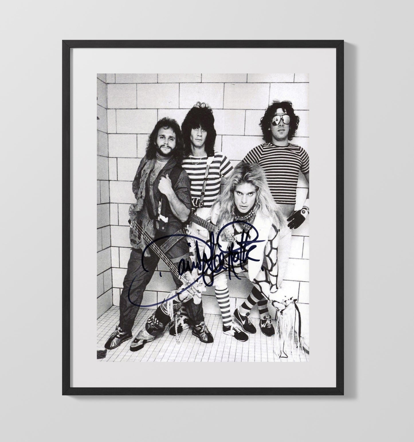 Van Halen - David Lee Roth with Band Early Promo Music Wall Art 16x20 Gallery Frame wall art print – Music decor