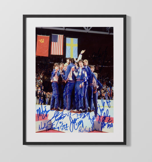 USA Hockey Team - Miracle on Ice Gold Medal Celebration 1980 Olympic Wall Art 16x20 Gallery Frame wall art print – Olympic Wall Art decor
