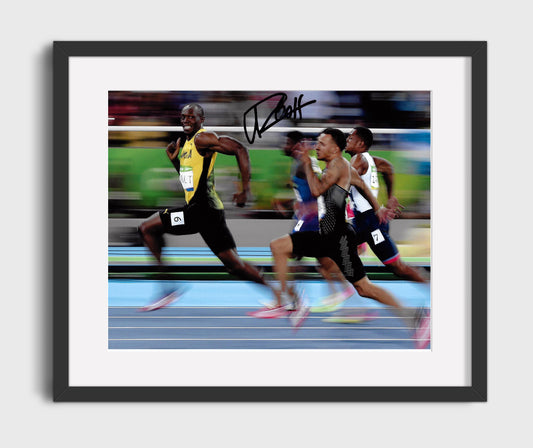 Usain Bolt - Sprint Race Lead Olympic Wall Art 16x20 Gallery Frame wall art print – Olympic Wall Art decor