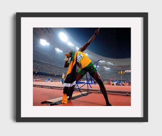 Usain Bolt - Track Victory Pose Olympic Wall Art 16x20 Gallery Frame wall art print – Olympic Wall Art decor