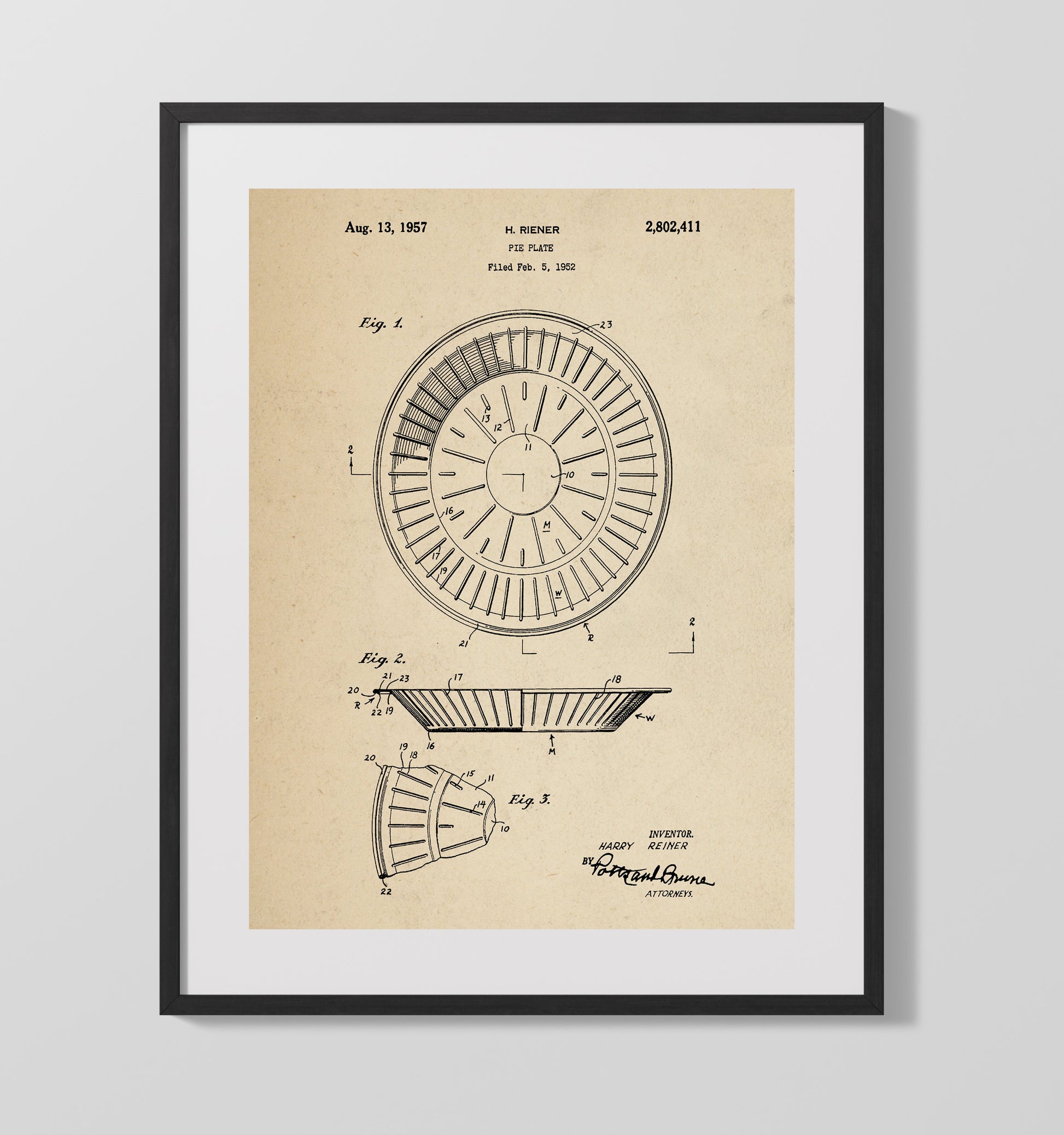 Patent Print - Pie Plate - Harry Riener - 1957 - Patent 2802411 Patent Wall Art