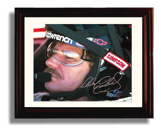 Dale Earnhardt Sr - Goodwrench Helmet Close Up Racing Wall Art 8x10 Beveled Frame wall art print – Racing Wall Art decor