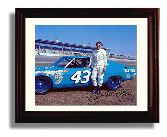 Richard Petty - STP No 43 Pontiac Racing Wall Art 8x10 Beveled Frame wall art print – Racing Wall Art decor