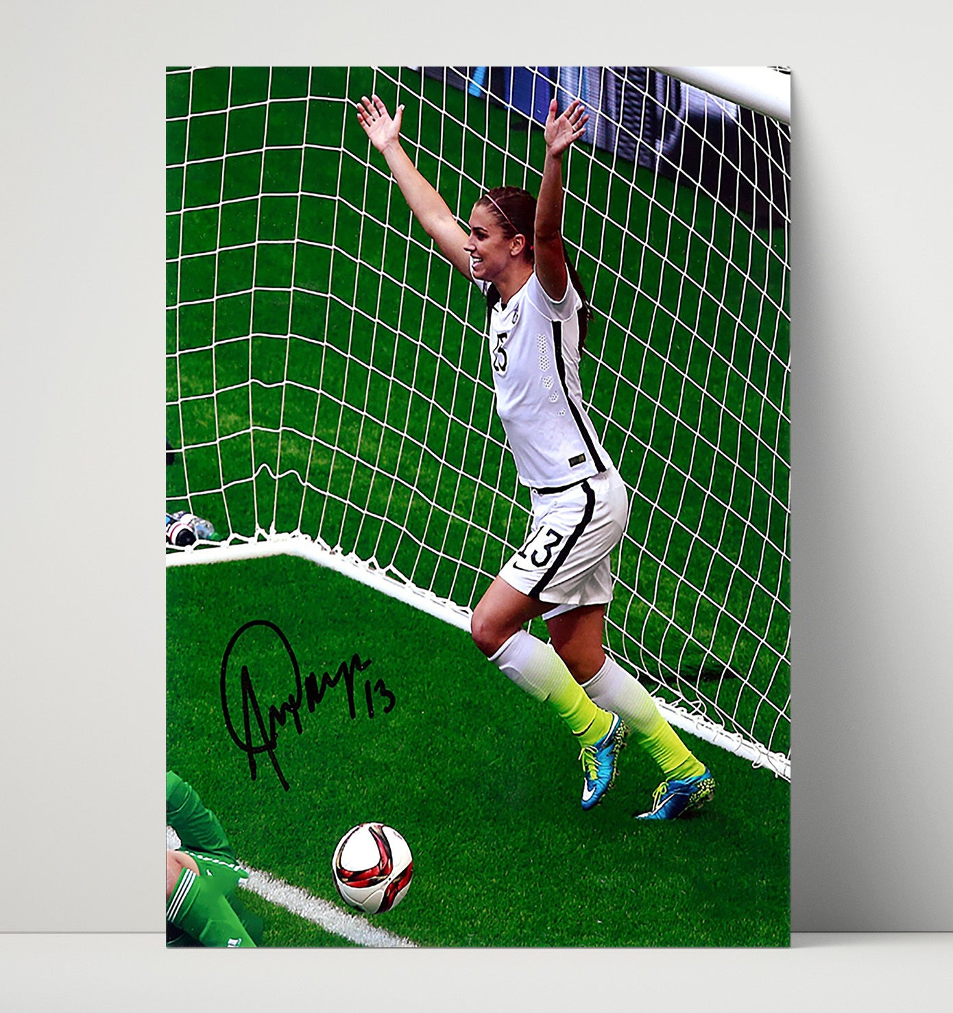 Alex Morgan USA Goal Celebration Print Net Moment 2015 Soccer Print 16x20 Unframed Print soccer wall art print – Soccer Prints decor