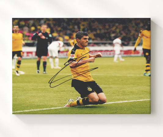 Christian Pulisic Borussia Dortmund Goal Scoring Knee Slide Celebration - Canvas soccer wall art
