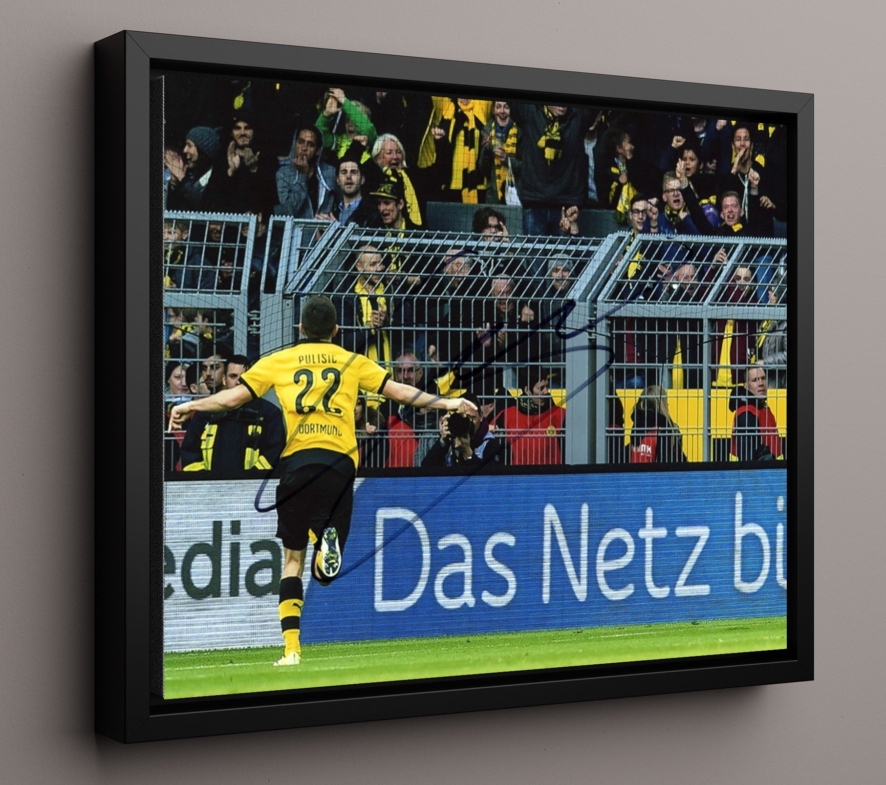 Christian Pulisic Borussia Dortmund Team Celebration Goal Moment Soccer Print 16x20 Framed Canvas soccer wall art print – Soccer Prints decor
