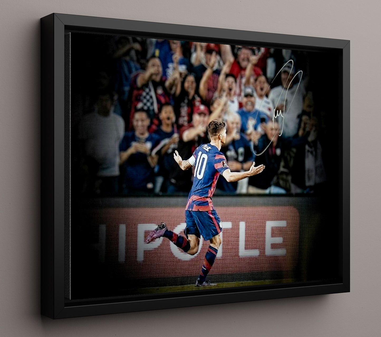 Christian Pulisic USA Goal Celebration Print Run to Crowd Soccer Print 16x20 Framed Canvas soccer wall art print – Soccer Prints decor