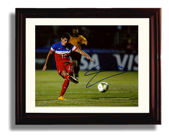Christian Pulisic USA National Team Powerful Shot Match Action Soccer Print 8x10 Beveled Frame soccer wall art print – Soccer Prints decor