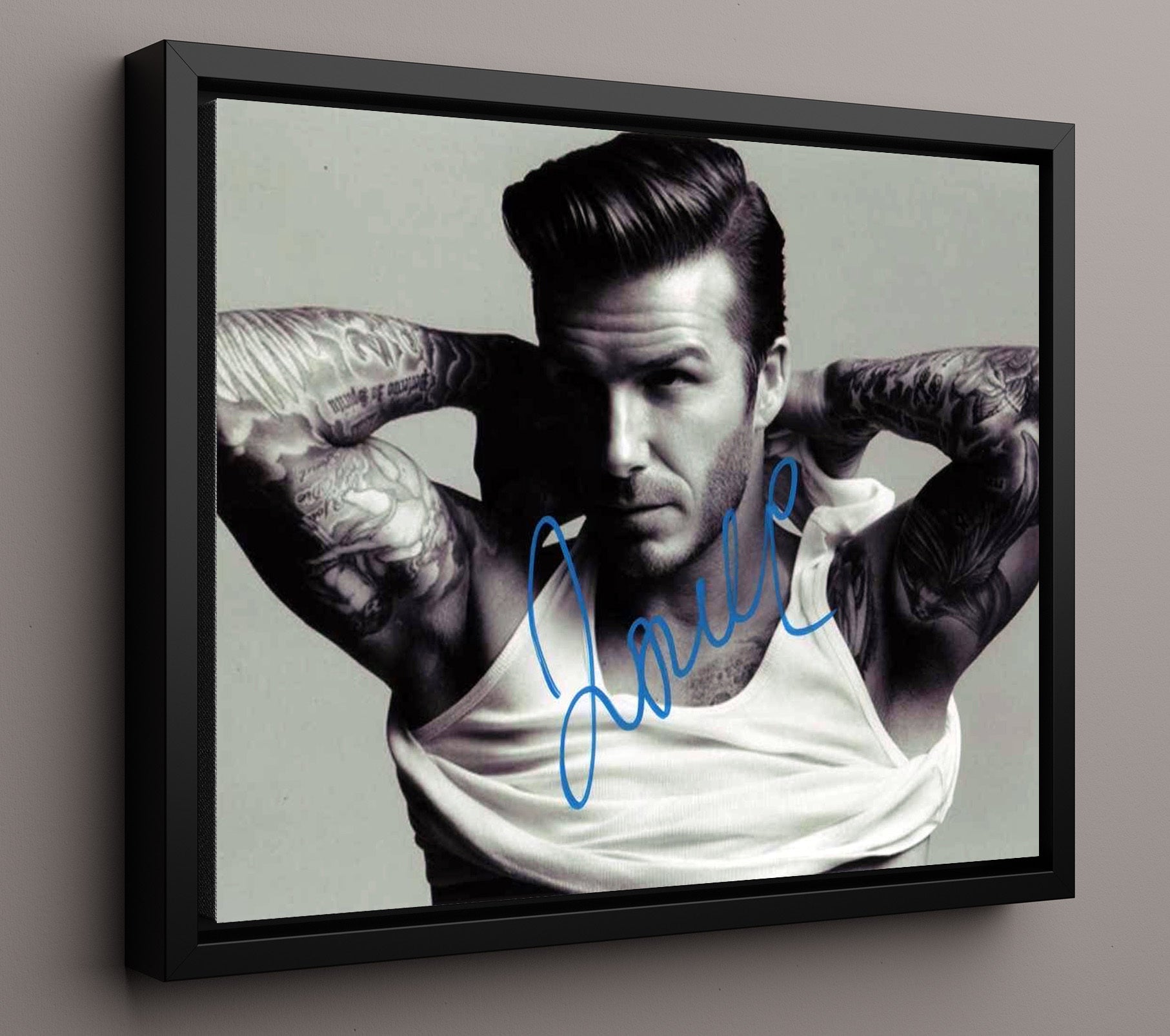 David Beckham England Legendary Midfielder Classic Action Soccer Print 16x20 Framed Canvas soccer wall art print – Soccer Prints decor
