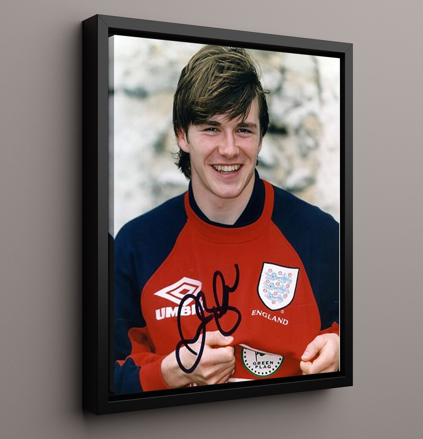 David Beckham England Young Star Classic Era Soccer Print 16x20 Framed Canvas soccer wall art print – Soccer Prints decor