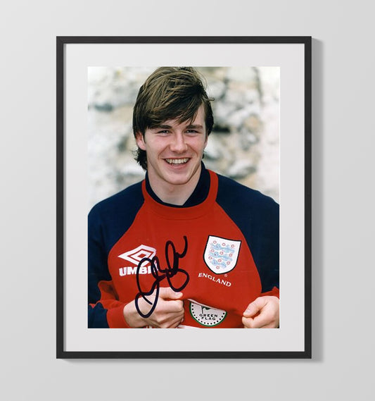 David Beckham England Young Star Classic Era Soccer Print 16x20 Gallery Framed Artwork wall art print – soccer decor