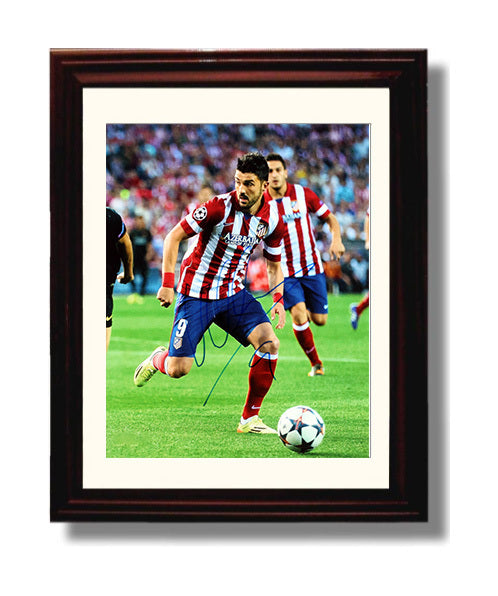 David Villa Atletico Madrid Striking Goal Moment Soccer Print 8x10 Beveled Frame soccer wall art print – Soccer Prints decor