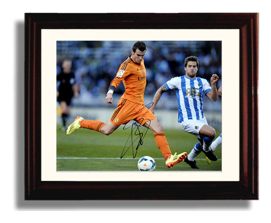 Gareth Bale Real Madrid Powerful Shot Match Action LA Liga Soccer Print 8x10 Beveled Frame soccer wall art print – Soccer Prints decor