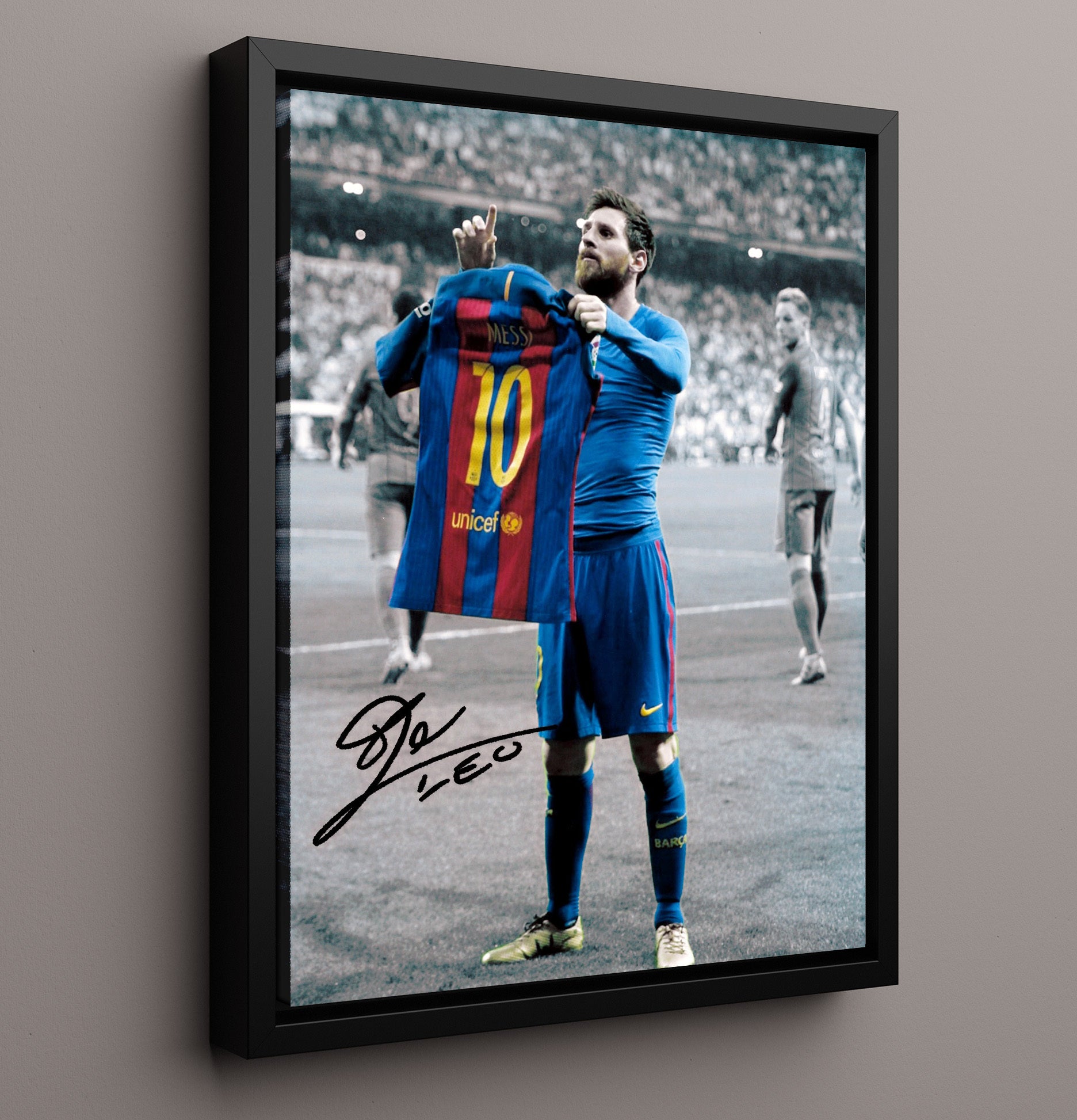 Messi Barcelona Shirt Lift El Clasico Icon Celebration Spotlight Soccer Print 16x20 Framed Canvas soccer wall art print – Soccer Prints decor