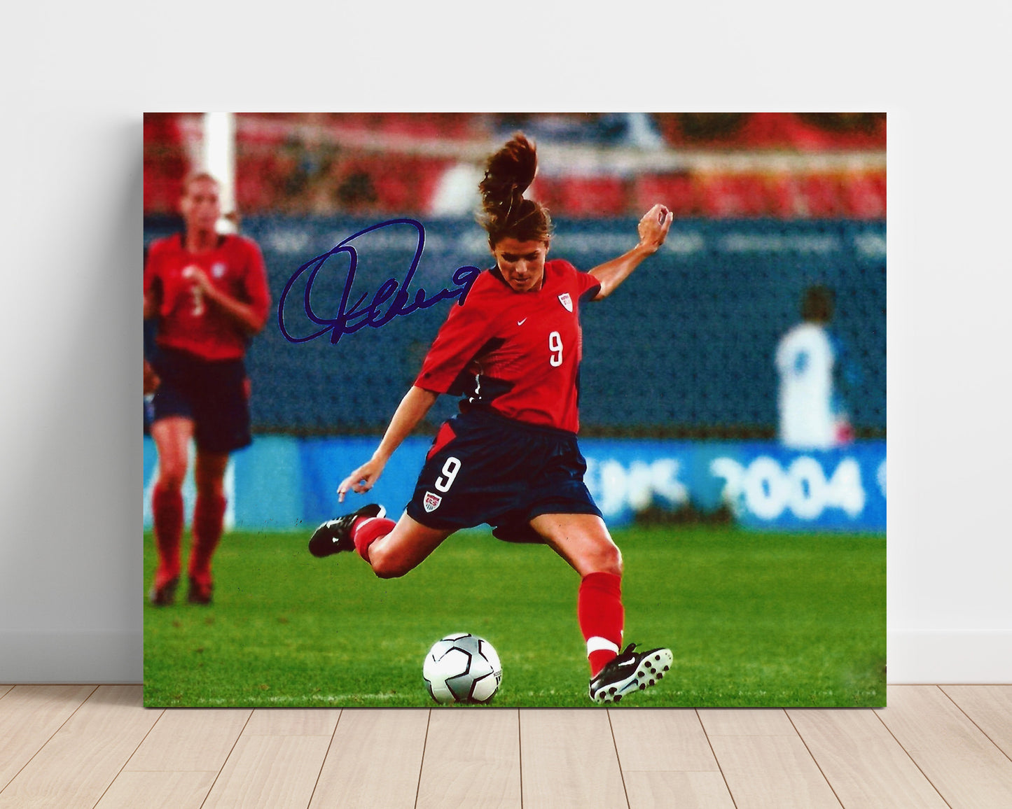 Mia Hamm USA Striking the Ball Match Action Soccer Print 16x20 Unframed Print soccer wall art print – Soccer Prints decor