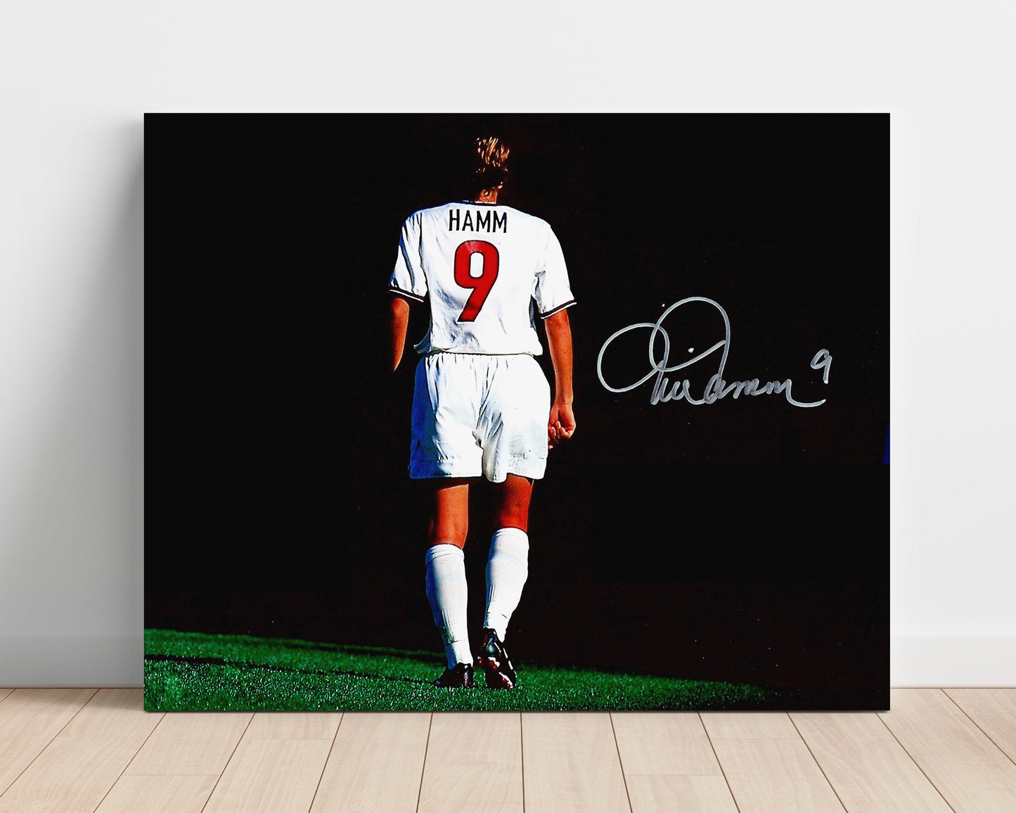 Mia Hamm USA Walking Off Pitch Legendary Moment Soccer Print 16x20 Unframed Print soccer wall art print – Soccer Prints decor