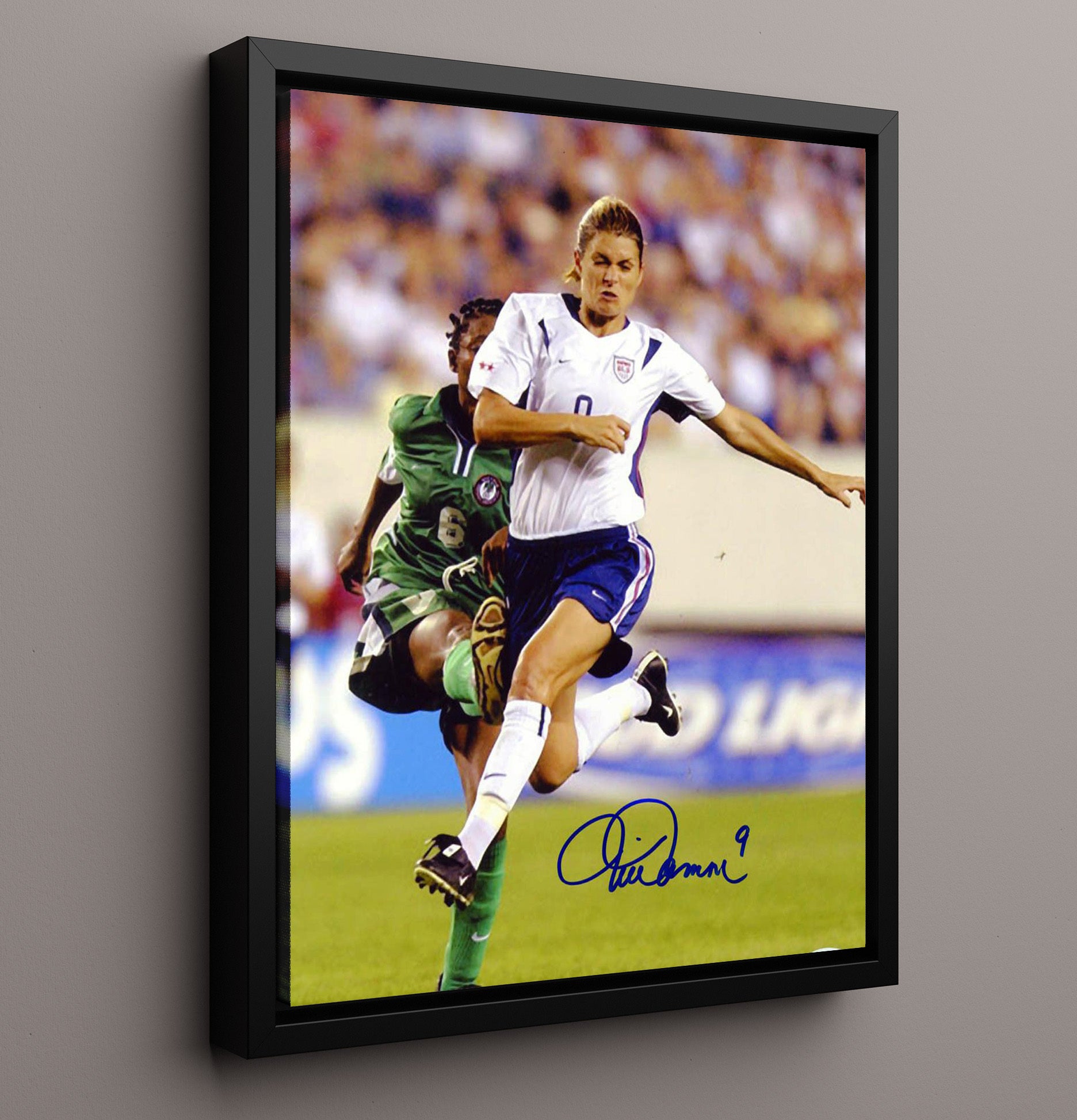 Mia Hamm USA Classic Match Focus Spotlight Soccer Print 16x20 Framed Canvas soccer wall art print – Soccer Prints decor