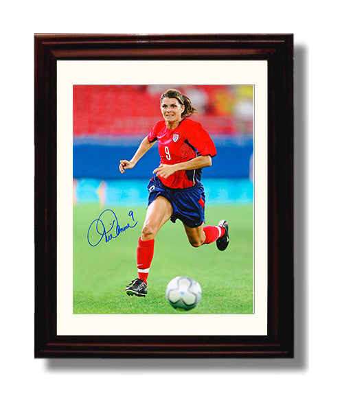 Mia Hamm USA Red Jersey Match Soccer Print 8x10 Beveled Frame soccer wall art print – Soccer Prints decor