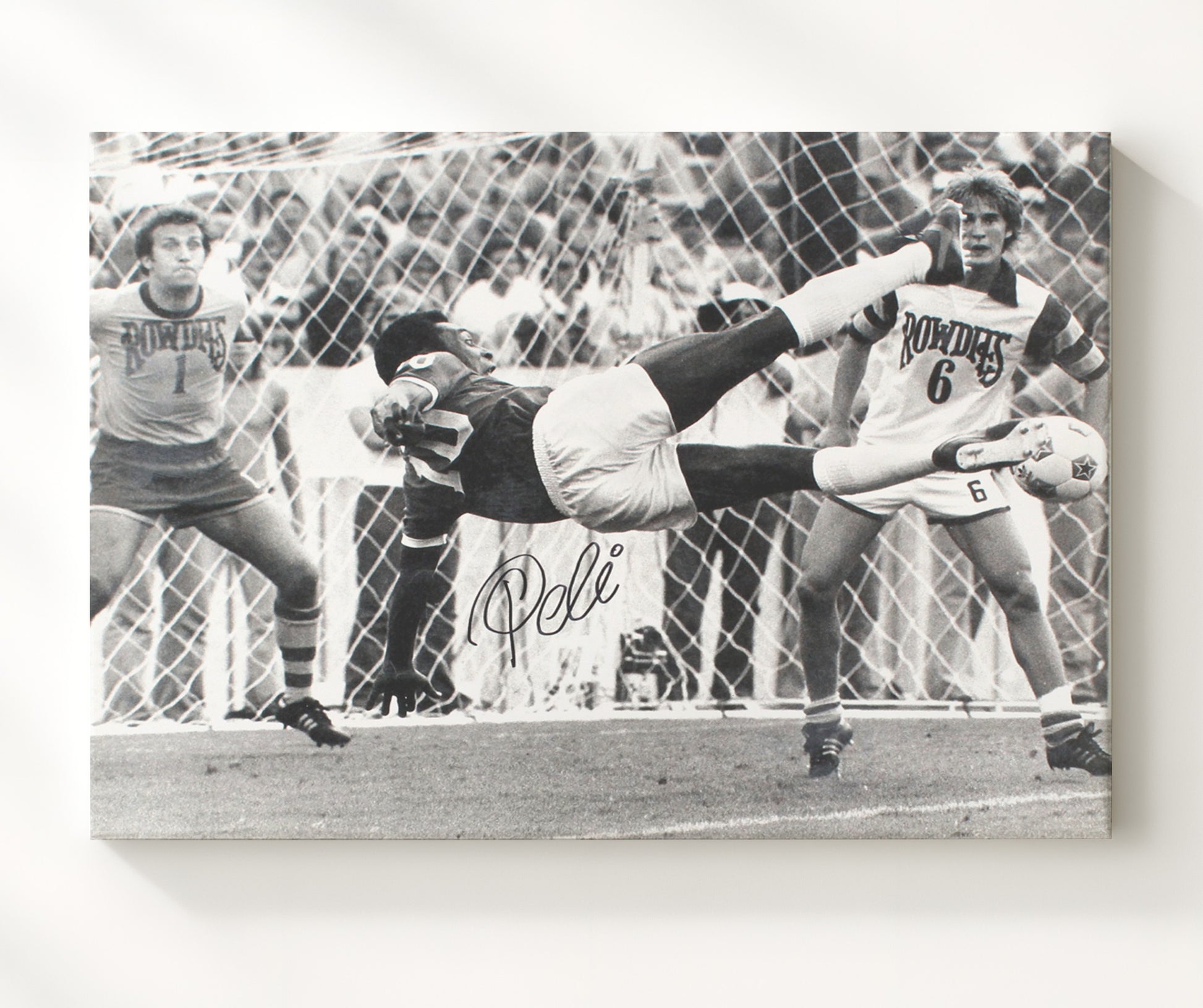 Pele Santos FC Legendary Bicycle Kick Goal Soccer Print 20x24 Canvas soccer wall art print – Soccer Prints decor
