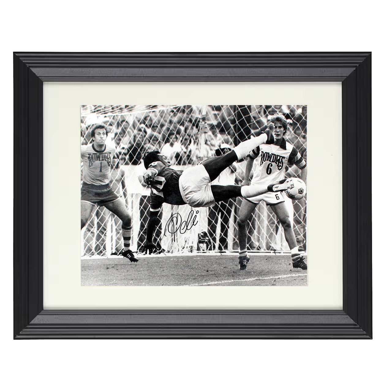 Pelé – Santos FC Bicycle Kick Goal 8x10 matted black framed soccer wall art