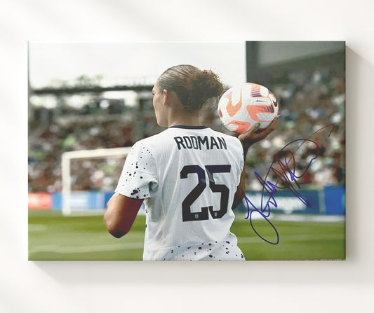 Trinity Rodman USA Throw-In Setup - Canvas soccer wall art