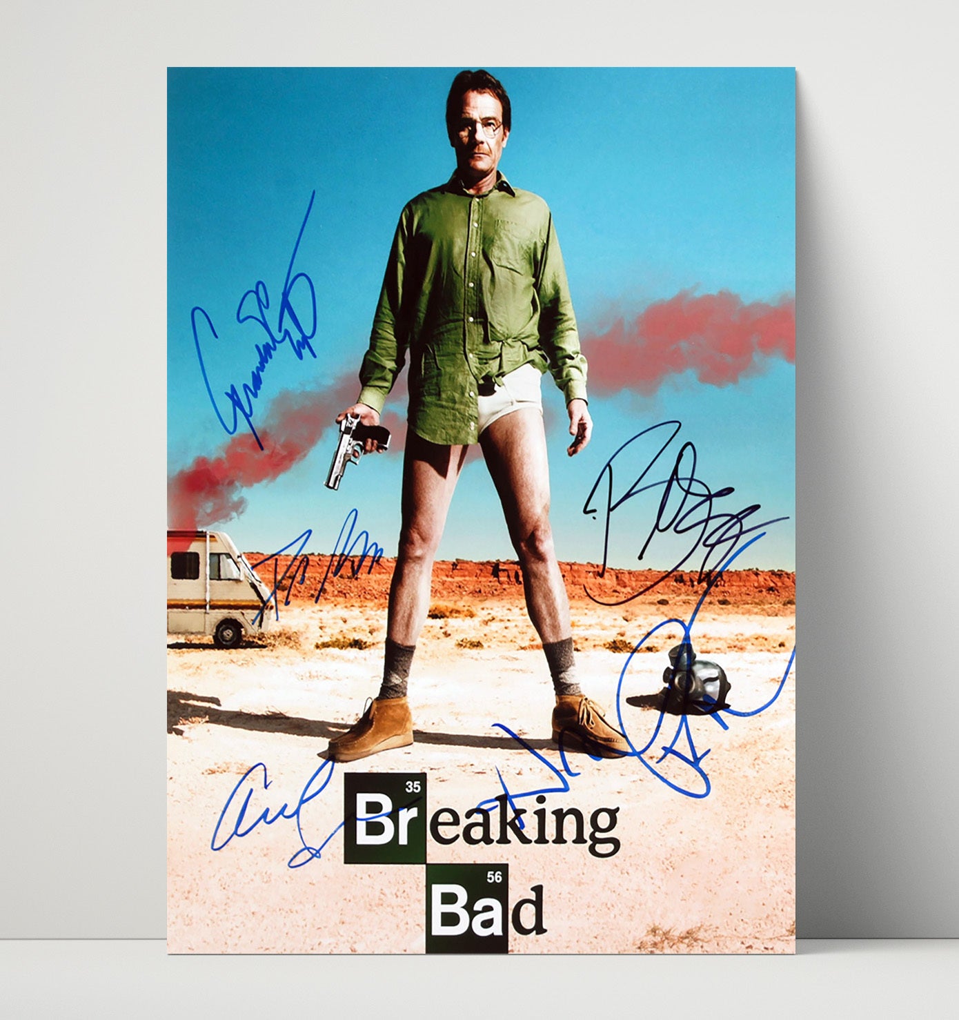 Breaking Bad - Bryan Cranston Desert Standoff Walter White Iconic Scene - Vintage Television Wall Art - 16x20 Unframed Print wall art print - television decor