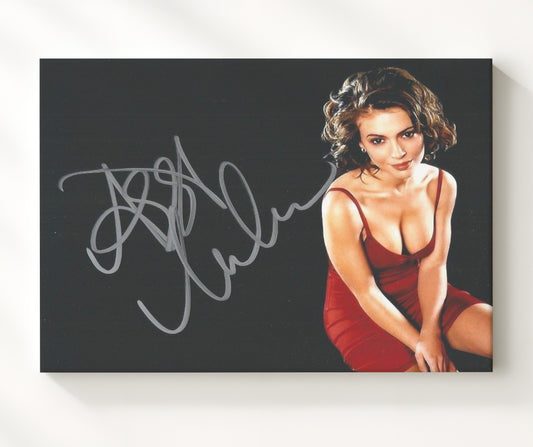 Charmed - Alyssa Milano (Phoebe Halliwell) Red Dress Glamour - Canvas television wall art