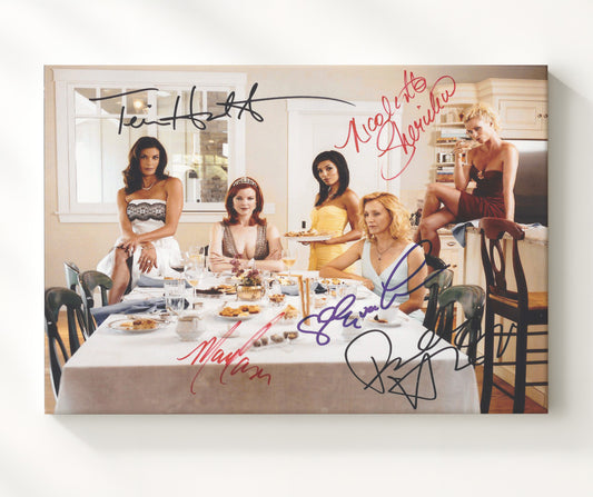 Desperate Housewives - Teri Hatcher (Susan Mayer) Ensemble Dinner Table Scene - Canvas television wall art