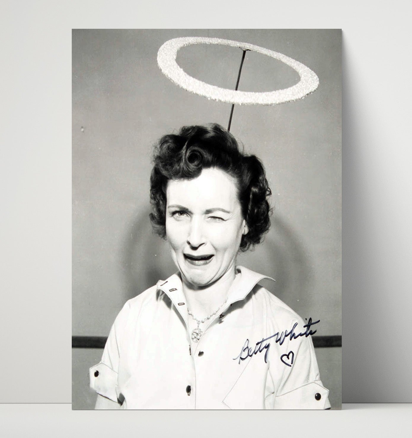 Golden Girls - Betty White Halo Wink Comedy Icon - Vintage Television Wall Art - 16x20 Unframed Print wall art print - television decor
