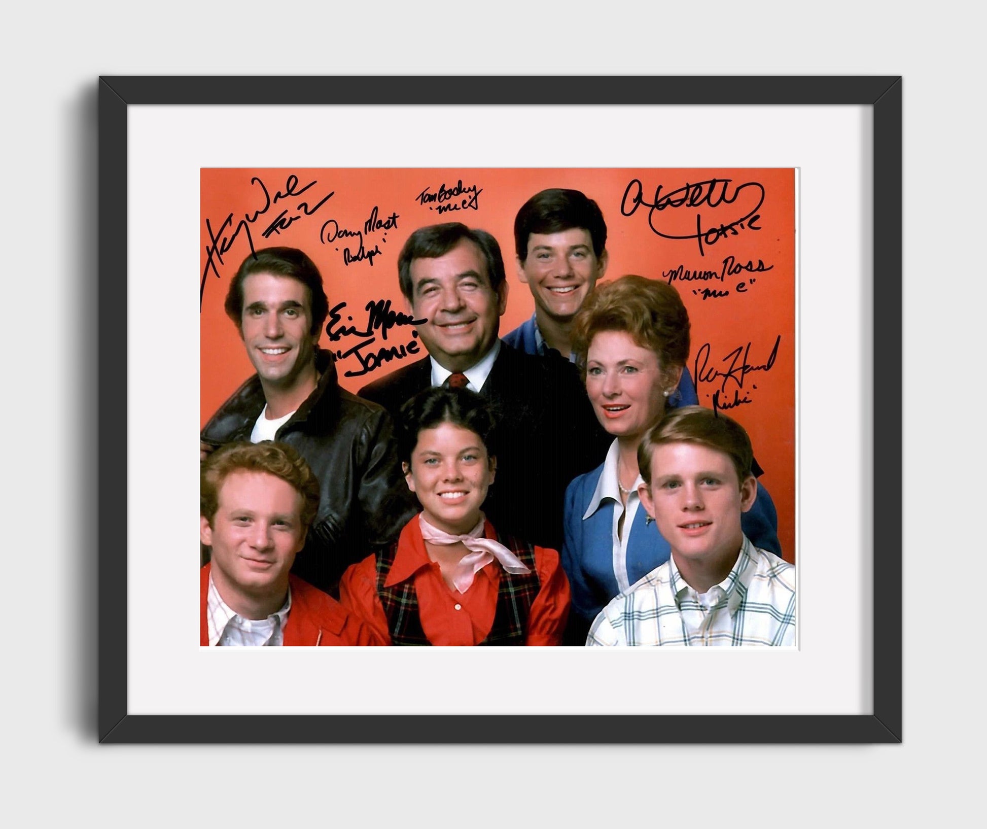 Happy Days - Ron Howard (Richie Cunningham) Ensemble Cast Scene - Vintage Television Wall Art - 16x20 Gallery Frame wall art print - television decor