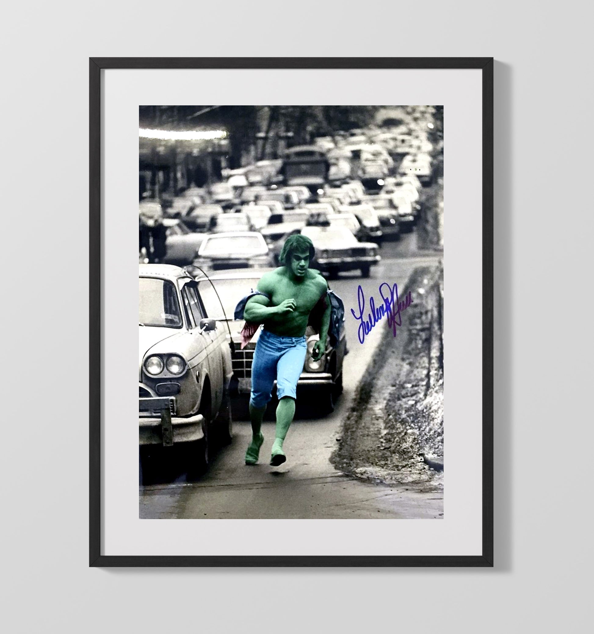 Incredible Hulk - Lou Ferrigno Hulk Running Through City Street - Vintage Television Wall Art - 16x20 Gallery Frame wall art print - television decor