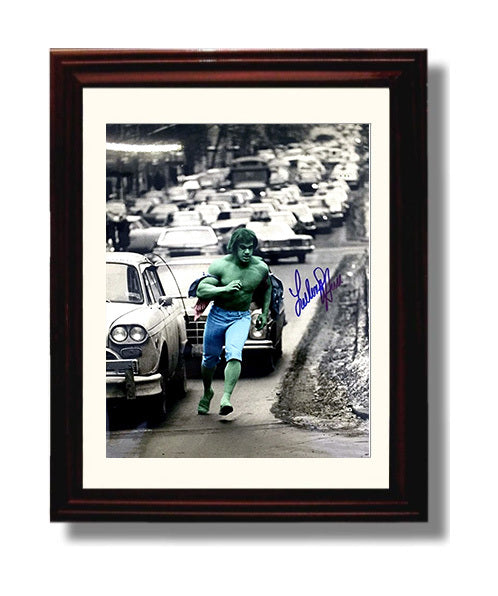 Incredible Hulk - Lou Ferrigno Hulk Running Through City Street - Vintage Television Wall Art - 8x10 Beveled Frame wall art print - television decor