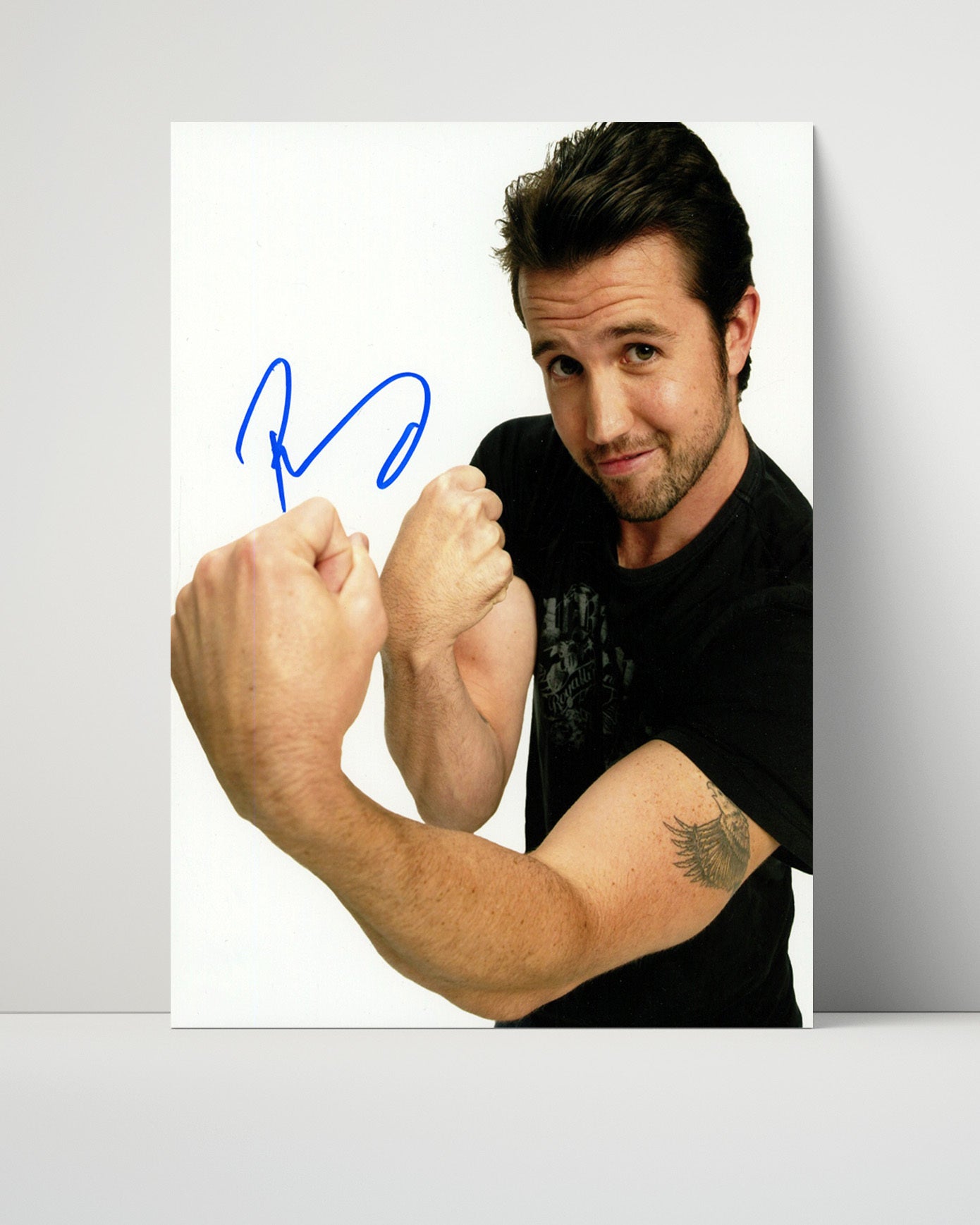 Its Always Sunny in Philadelphia - Rob McElhenney - Mac Flexing Arm Pose - Vintage Television Wall Art - 16x20 Unframed Print wall art print - television decor