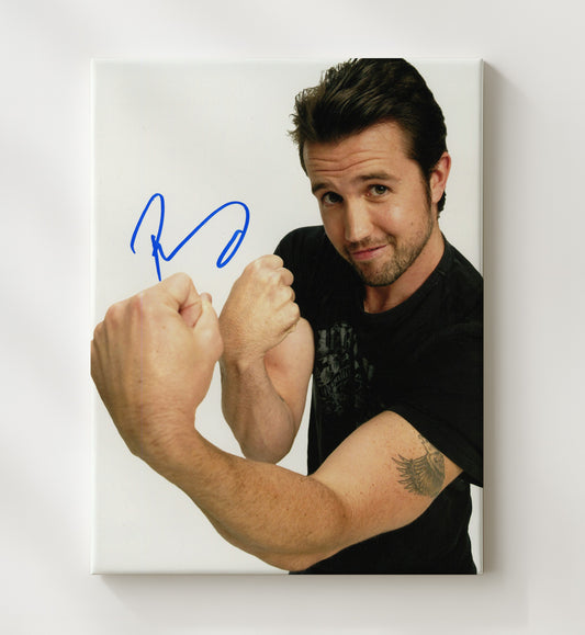 Its Always Sunny in Philadelphia - Rob McElhenney - Mac Flexing Arm Pose - Canvas television wall art