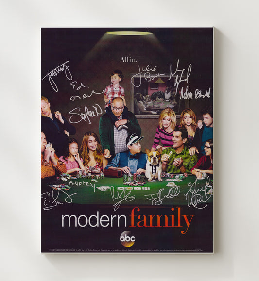 Modern Family - Cast - Poker Table Ensemble Poster - Canvas television wall art