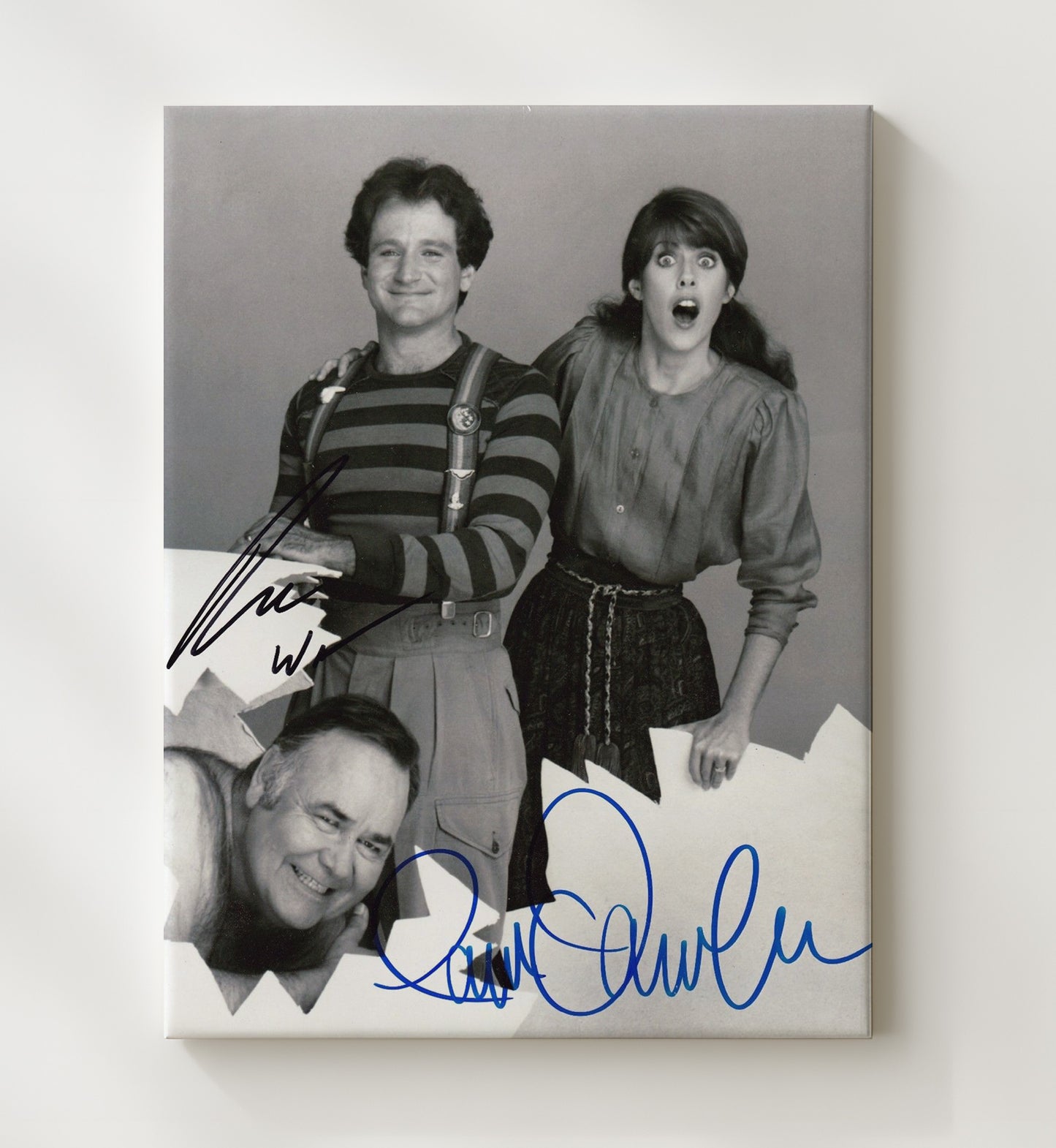 Mork and Mindy - Robin Williams and Pam Dawber - Classic Cast Studio Shot - Vintage Television Wall Art - 20x24 Canvas wall art print - television decor