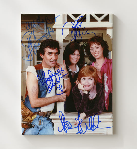 One Day at a Time - Cast - Living Room Window Ensemble - Horizontal - Canvas television wall art
